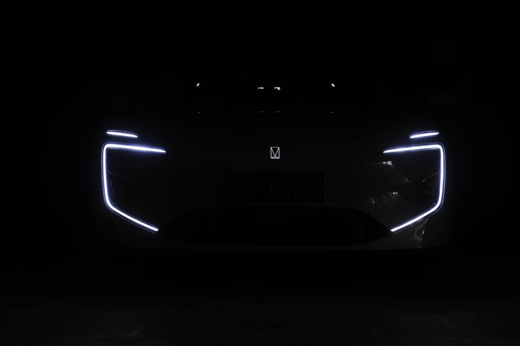 الحفاظ على مظهر سيارة احترافي: دليل خطوة بخطوة للتفصيل المنزلي